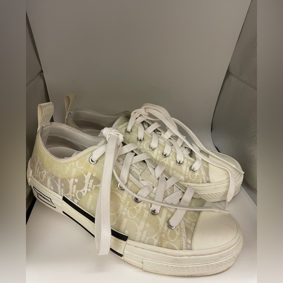 B23 OBLIQUE CANVAS SNEAKER - Picture 2 of 8
